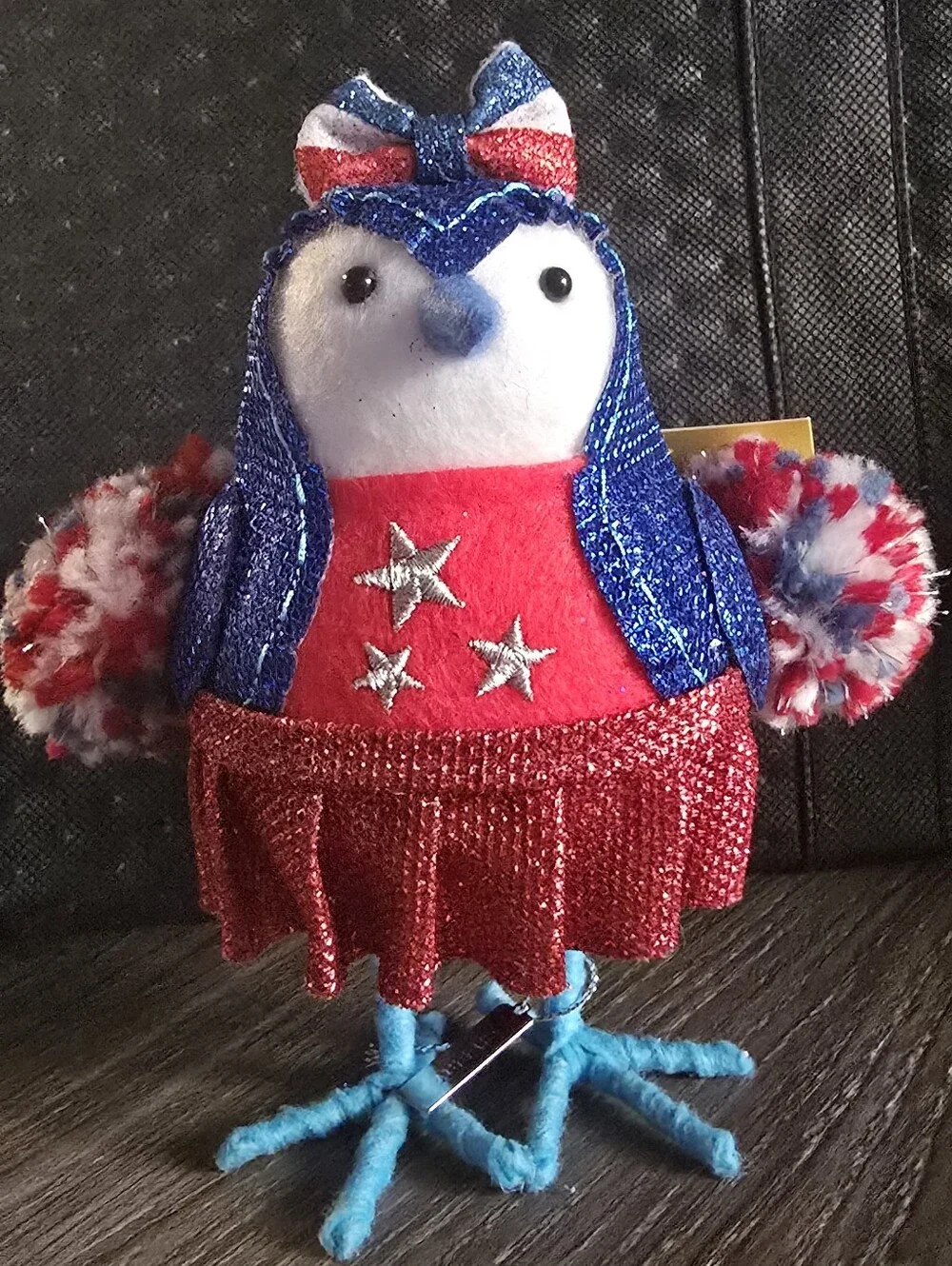 Cheery Patriotic Featherly Friend